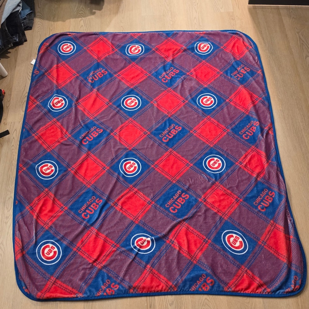 MLB‎ Chicago Cubs Plaid Sherpa Throw Blanket Northwest Company Blue Red Fleece